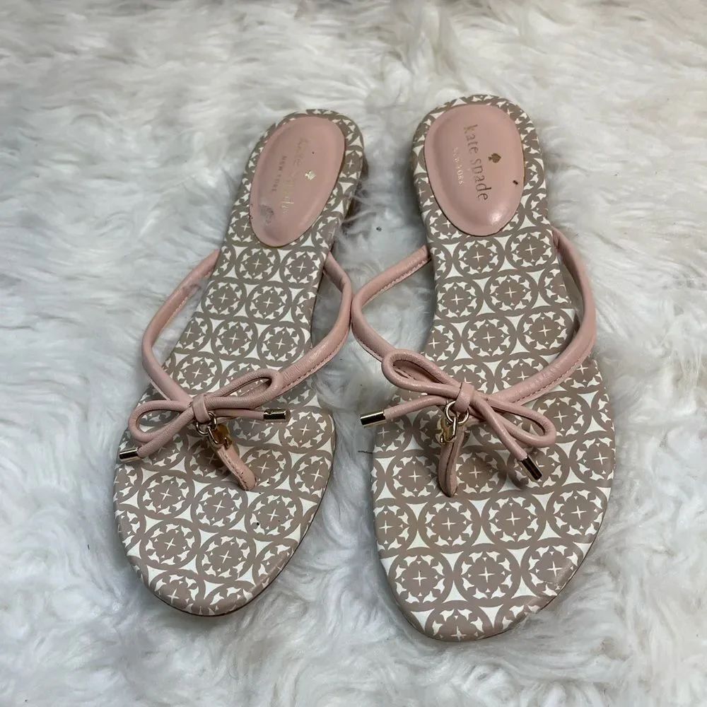 kate spade blush pink bow thong sandals with patterned footbed SZ8.5M